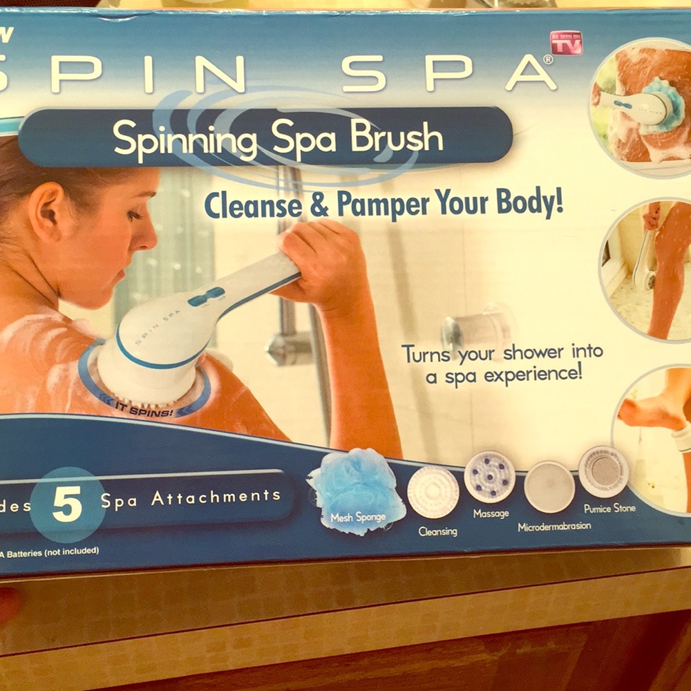Spinning Spa Body Brush New in Box, never opened.